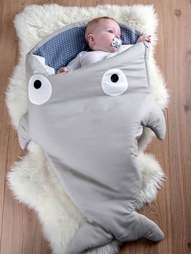 BABY BITES 嬰兒版鯊魚睡袋 - 輕量版 x 卡其灰 ( 朵朵雲 - 藍底 )